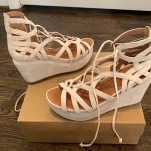 gentle souls Joy Cloud Platform Wedges